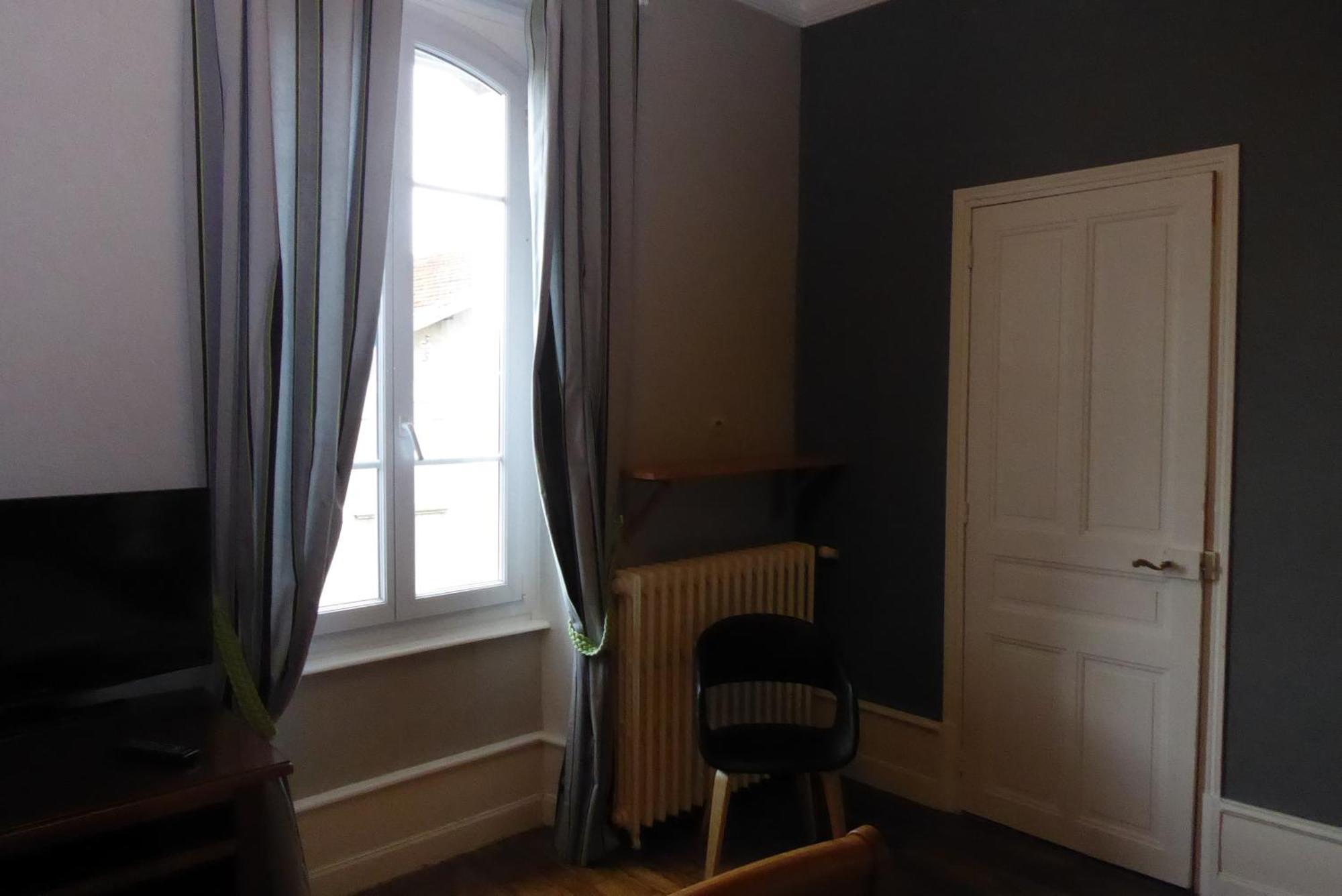 La Dragee Hote, Chambres Chez L'Habitant Βερντέν Δωμάτιο φωτογραφία